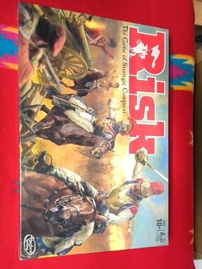 Hasbro Risk Game Board Game of Strategic Conquest Age 10+ 2-5 Players New Sealed